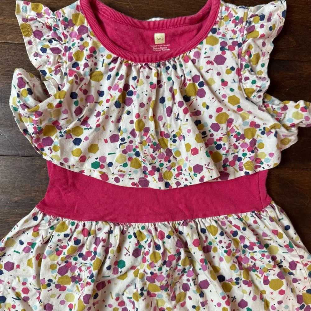 Tea Collection‎ Girls Pink Geometric Confetti Ruffle Flutter Sleeve Dress Size 4